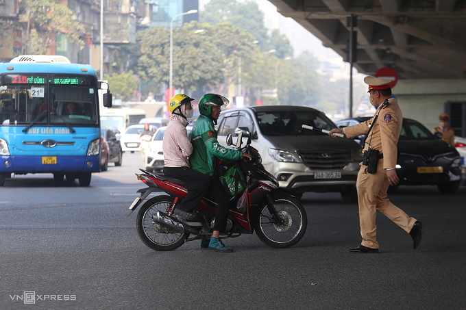 2 người bị "chặt chém" gần 5 triệu đồng từ chối nhận tiền ủng hộ, mong "những hoàn cảnh khó khăn khác được giúp đỡ" - Ảnh 3. 2 người bị "chặt chém" gần 5 triệu đồng từ chối nhận tiền ủng hộ, mong "những hoàn cảnh khó khăn khác được giúp đỡ" - Ảnh 3.