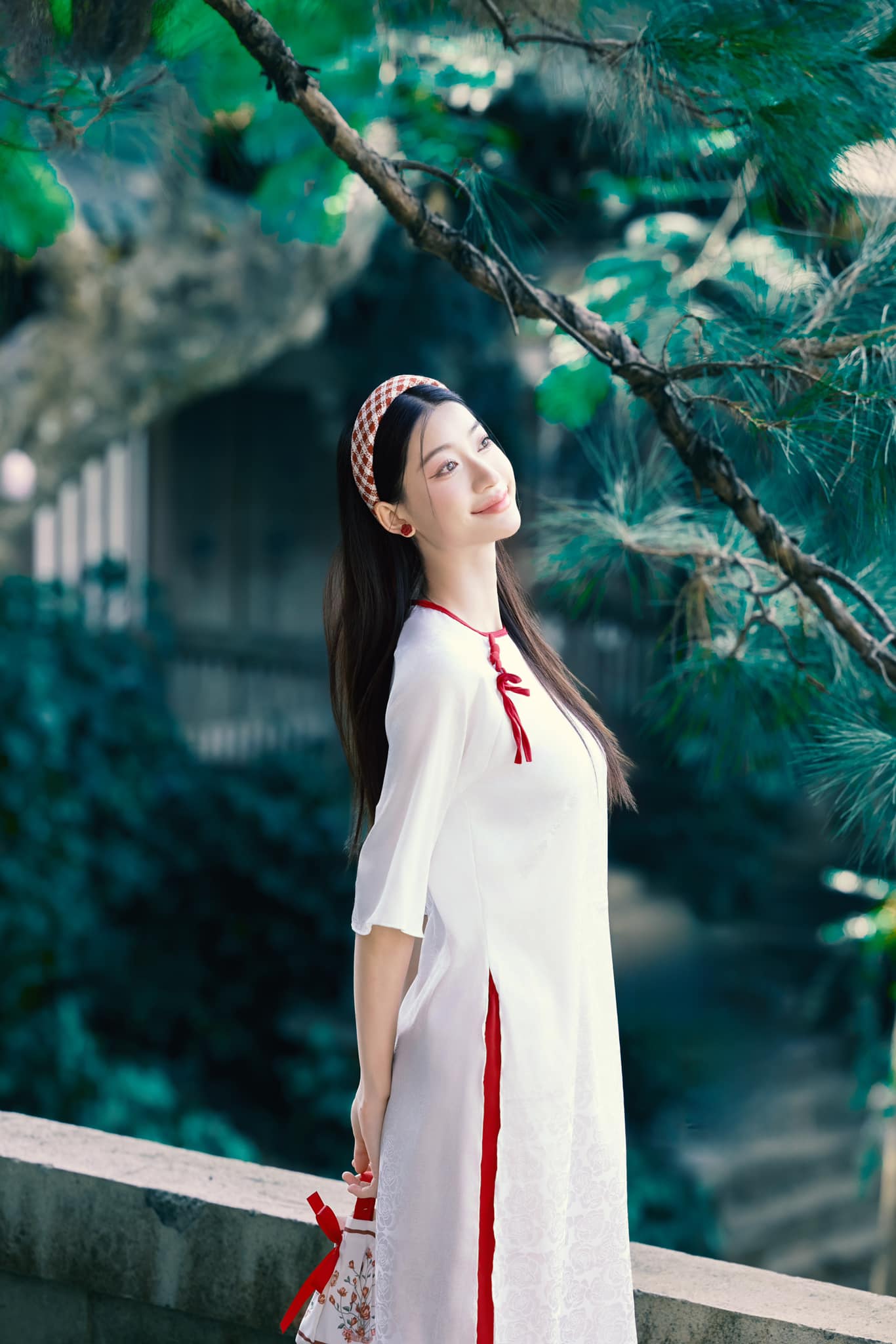 Người đẹp gen Z quê Gia Lai - ứng viên sáng giá Hoa hậu Hoàn vũ Việt Nam - Ảnh 9. Người đẹp gen Z quê Gia Lai - ứng viên sáng giá Hoa hậu Hoàn vũ Việt Nam - Ảnh 9.