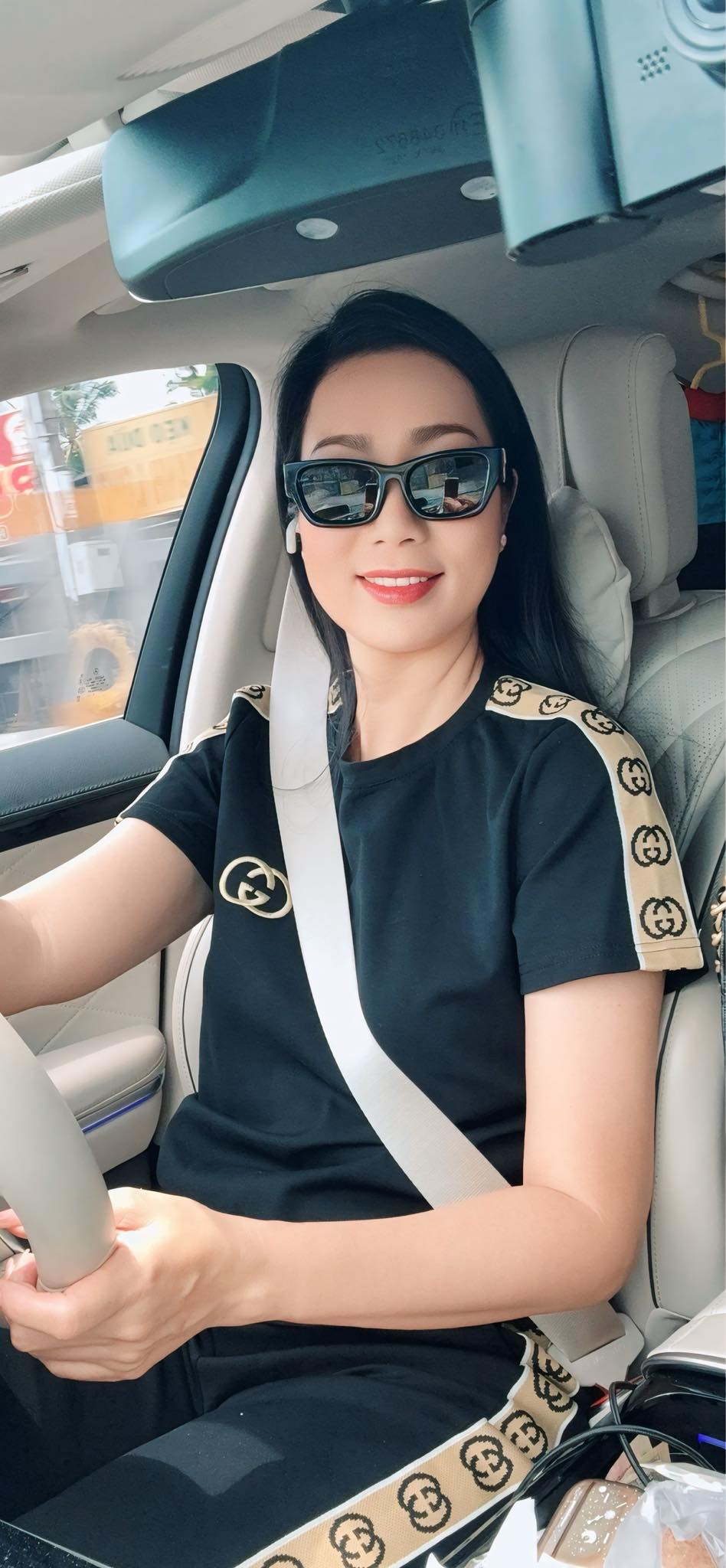 31 năm sau cuộc thi Hoa hậu Việt Nam, nữ NSƯT làng kịch phía Nam nhan sắc thay đổi ra sao?- Ảnh 9.