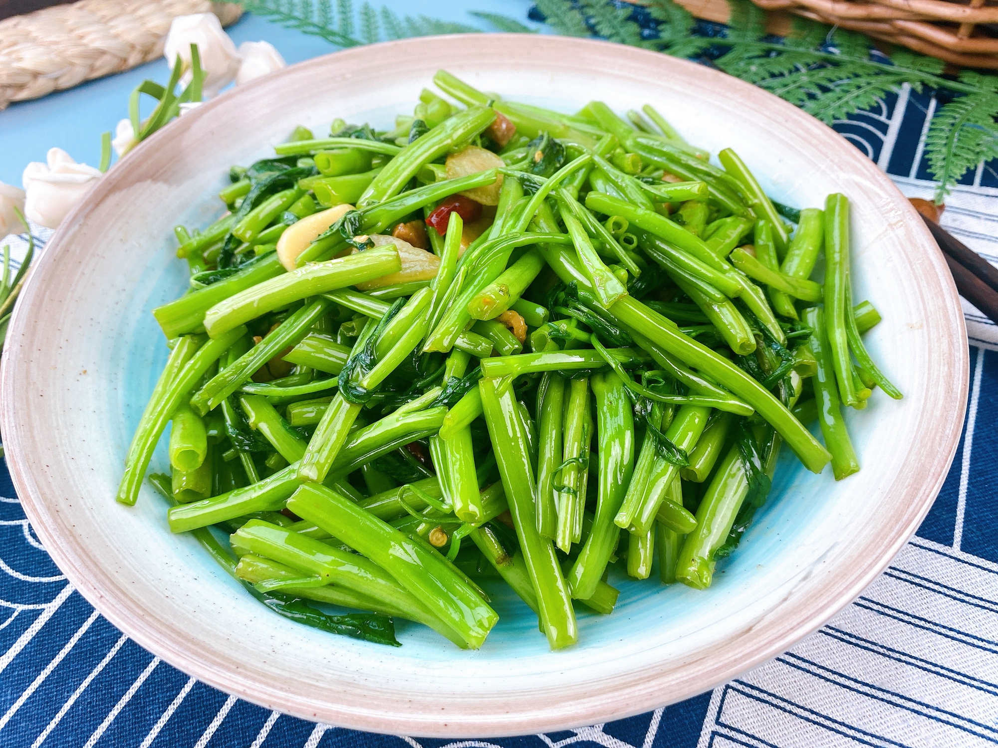 Cả nhà ăn là ghiền: 5 món ăn thanh đạm, dễ làm, cứ vào hè là mát lòng, sạch đĩa- Ảnh 2. Cả nhà ăn là ghiền: 5 món ăn thanh đạm, dễ làm, cứ vào hè là mát lòng, sạch đĩa- Ảnh 2.