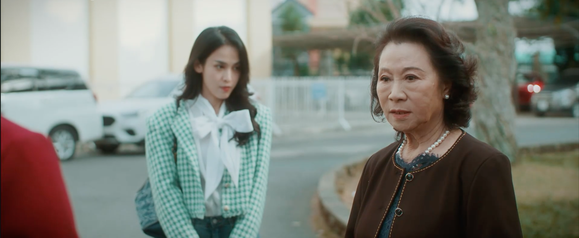 'Mặt trời lạnh' tập mới nhất: Hé lộ bí mật động trời của gia đình thiếu gia Sơn Dương- Ảnh 4. 'Mặt trời lạnh' tập mới nhất: Hé lộ bí mật động trời của gia đình thiếu gia Sơn Dương- Ảnh 4.