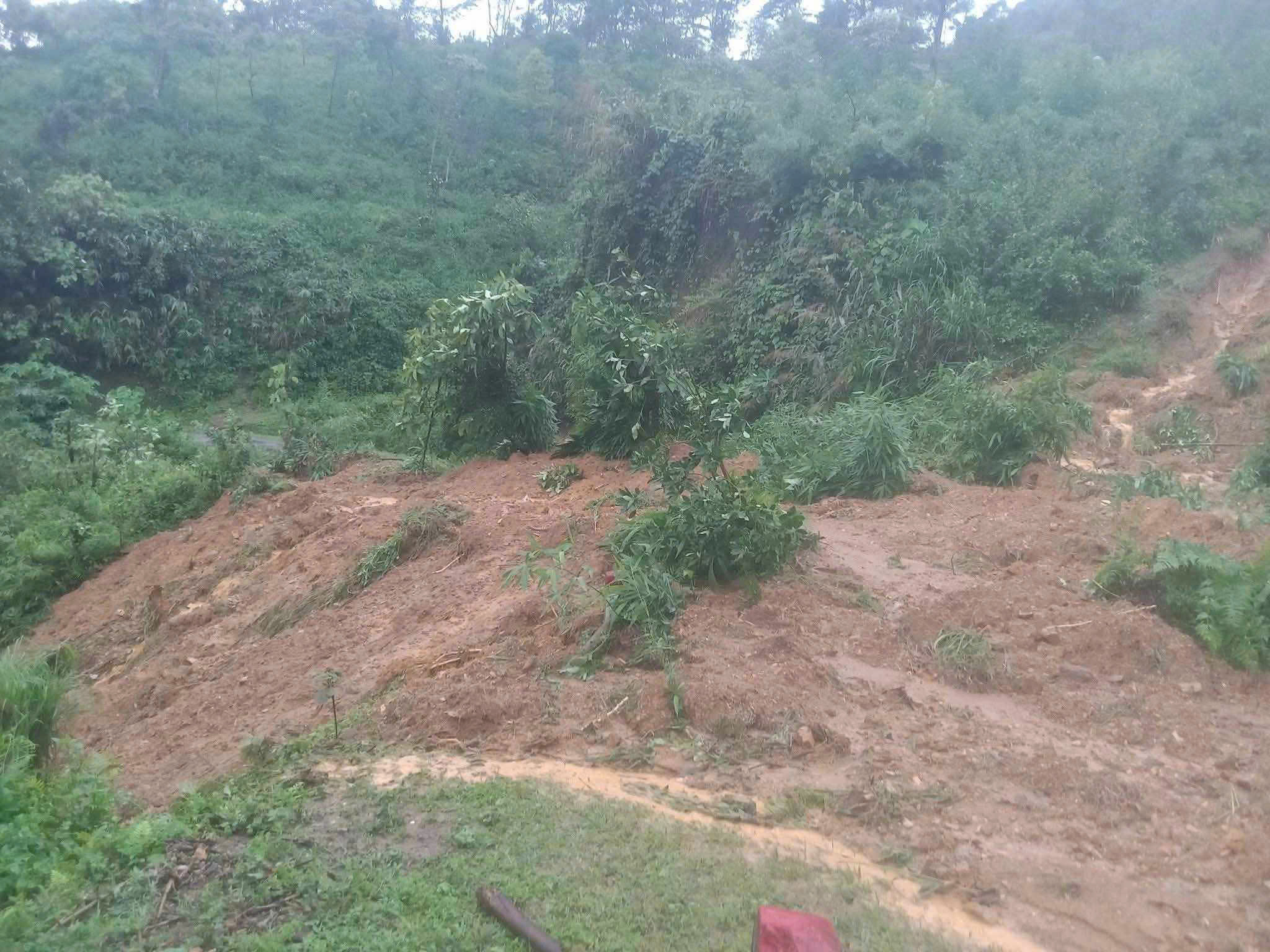 Hình ảnh hiện trường một số địa điểm sạt sở do mưa lớn kéo dài ở Bắc Kạn - Ảnh 7.