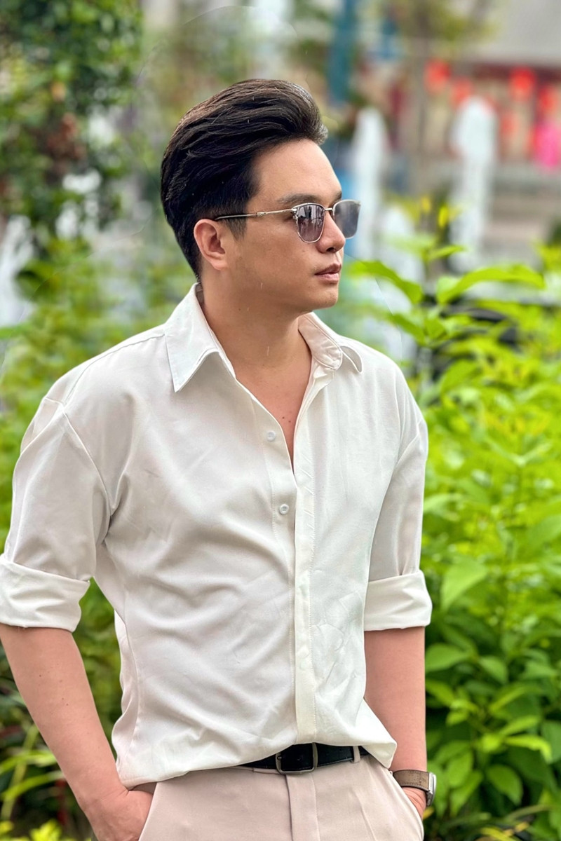 Trung tá quân đội 42 tuổi trẻ đẹp như hot boy là ai? - Ảnh 5. Trung tá quân đội 42 tuổi trẻ đẹp như hot boy là ai? - Ảnh 5.