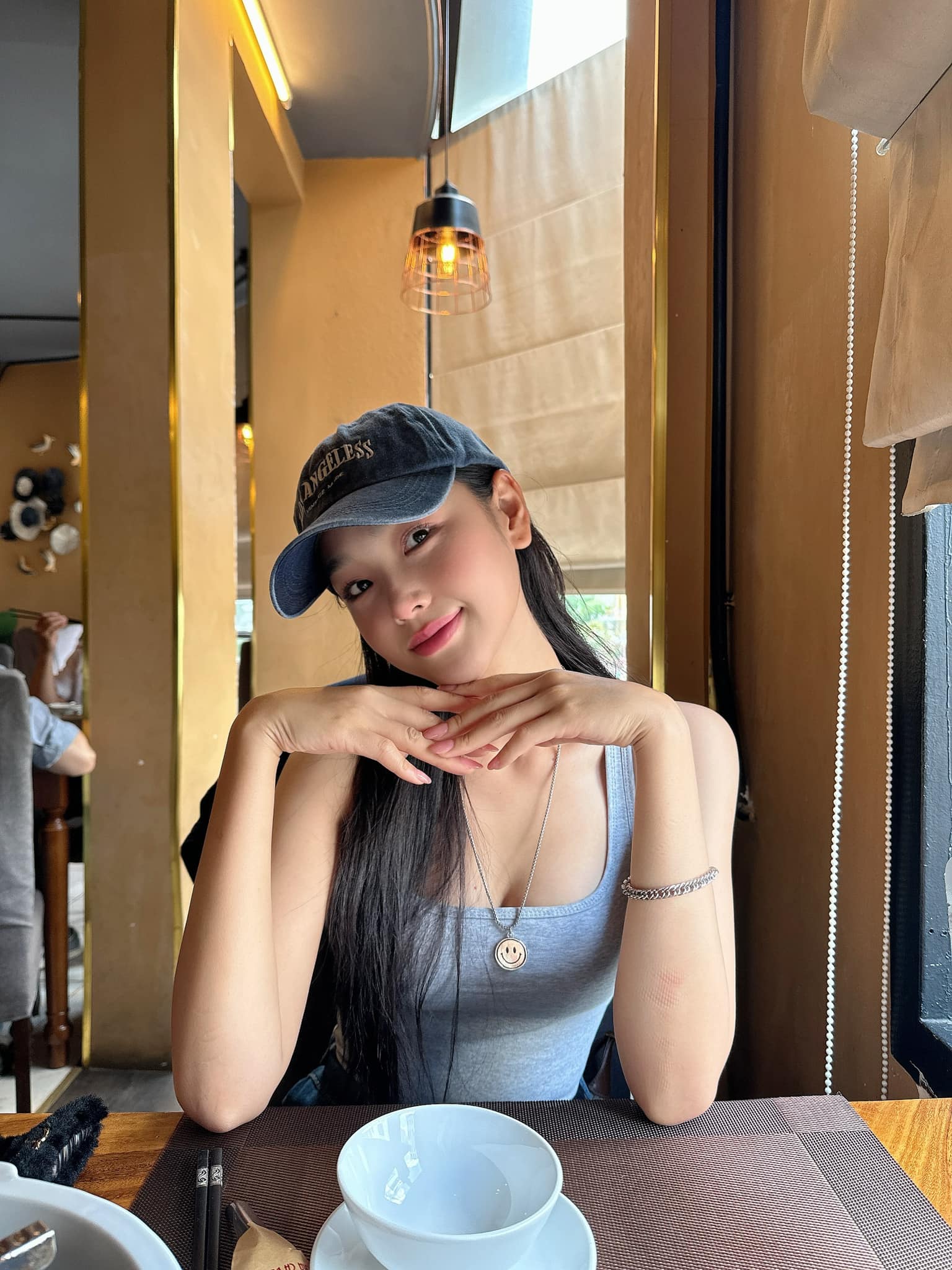Mỹ nhân VFC quê Thanh Hóa gợi ý kiểu áo thun sexy cuốn hút mùa hè- Ảnh 5. Mỹ nhân VFC quê Thanh Hóa gợi ý kiểu áo thun sexy cuốn hút mùa hè- Ảnh 5.