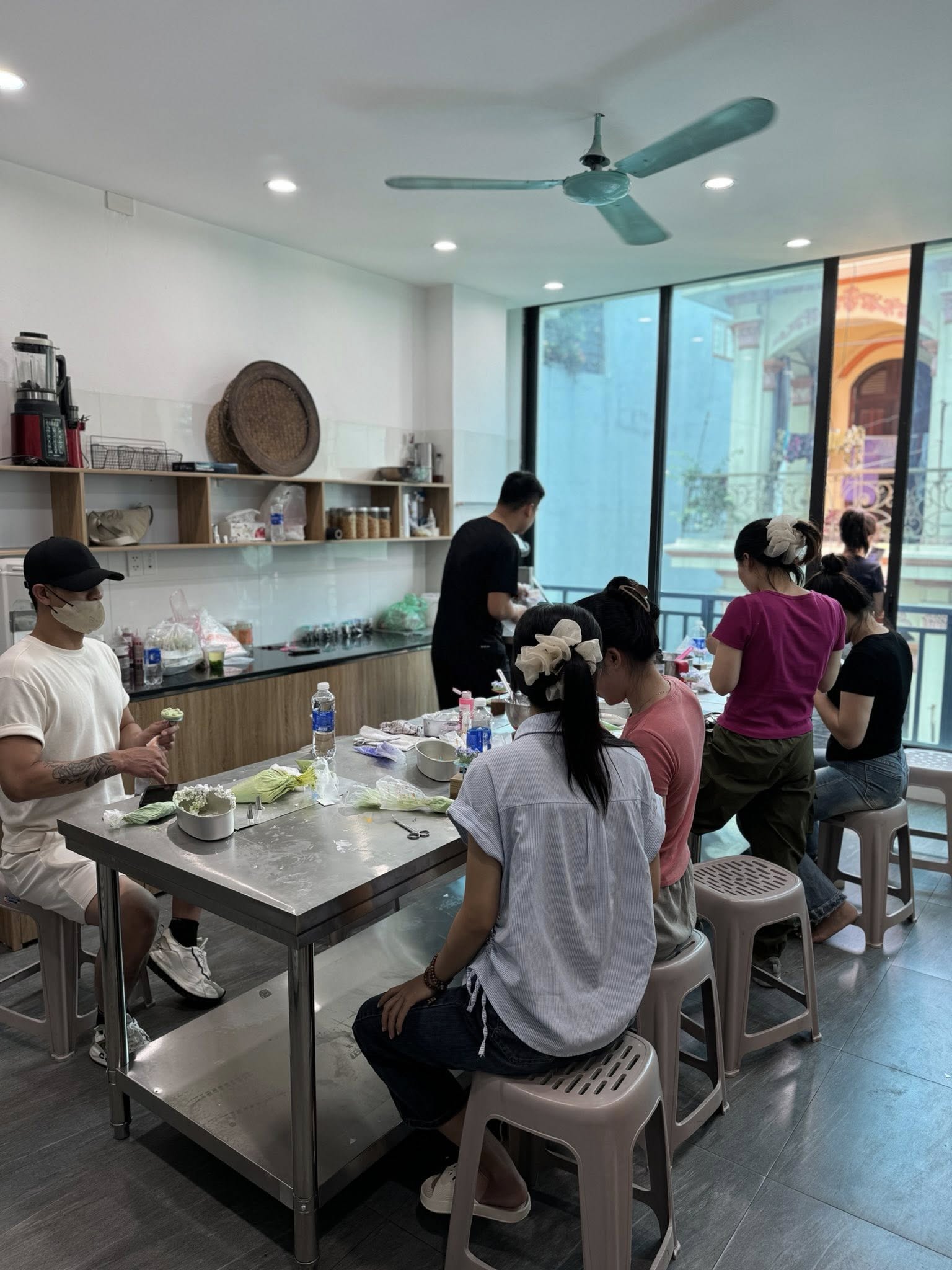 Khi người trẻ lập nghiệp thời 4.0: 'Không đam mê, chỉ có động lực' - Ảnh 3.