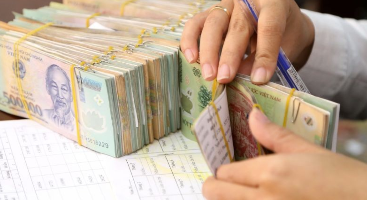 Thông tin ai cũng muốn biết: Quy định mới nhất về mức tiền thưởng cho các danh hiệu, huân chương, bằng khen, giấy khen năm 2025- Ảnh 2.