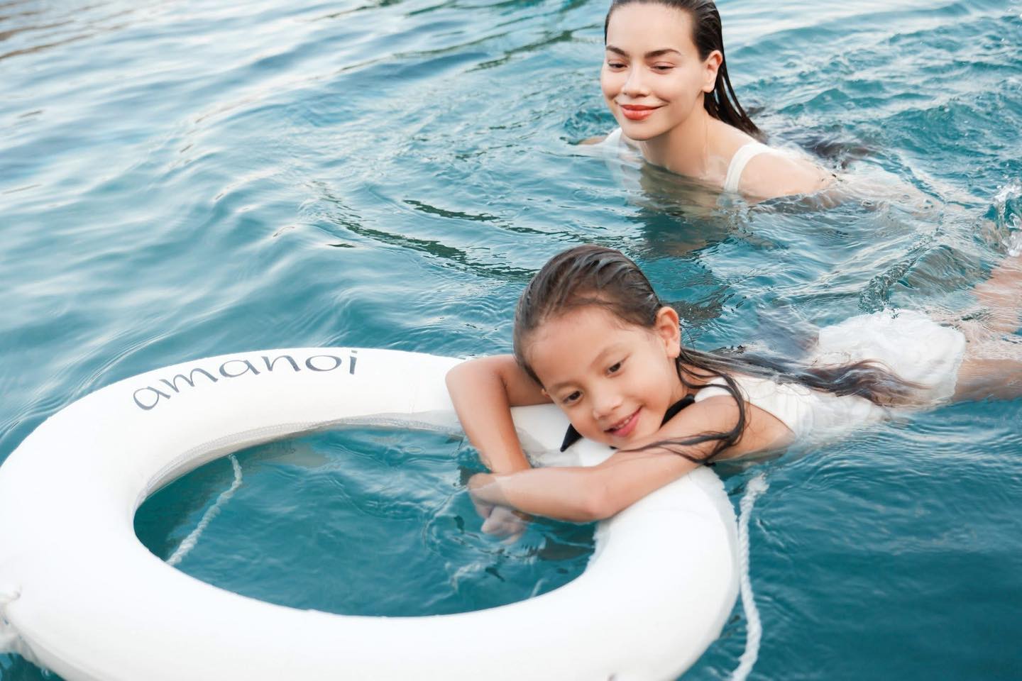 Lisa - con gái Hồ Ngọc Hà lại khiến fan trầm trồ 'phiên bản Hà mini'- Ảnh 4. Lisa - con gái Hồ Ngọc Hà lại khiến fan trầm trồ 'phiên bản Hà mini'- Ảnh 4.