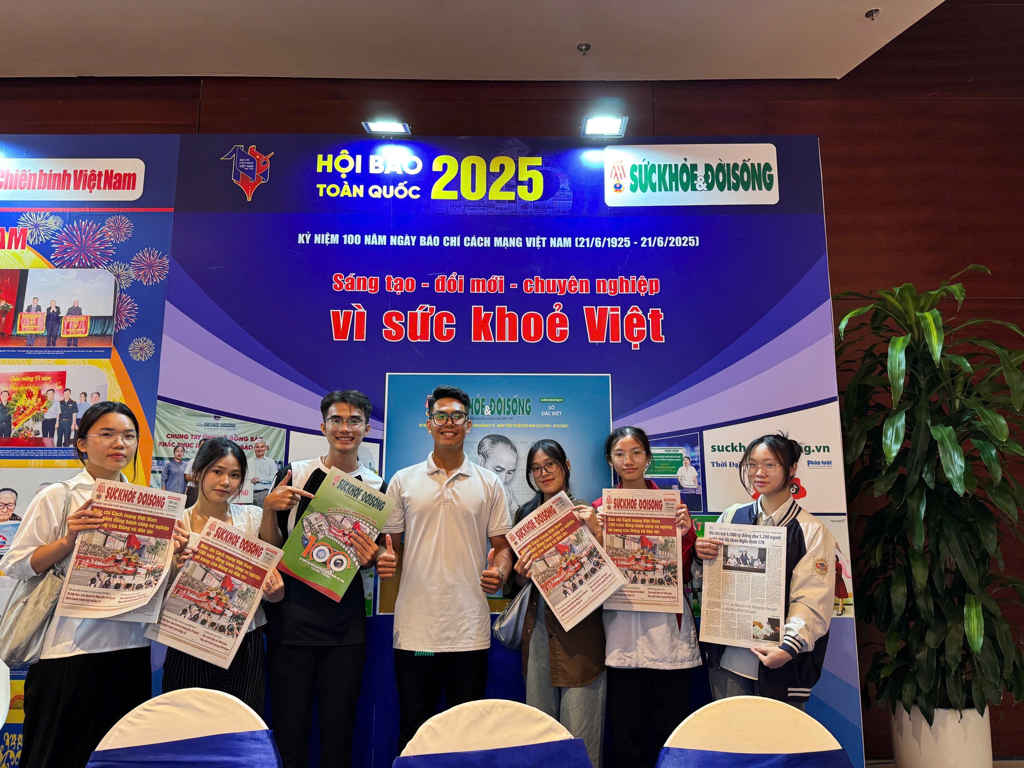 hoi-bao-23-17504748961361369703019-1750485028563-1750485028836473101667.jpg