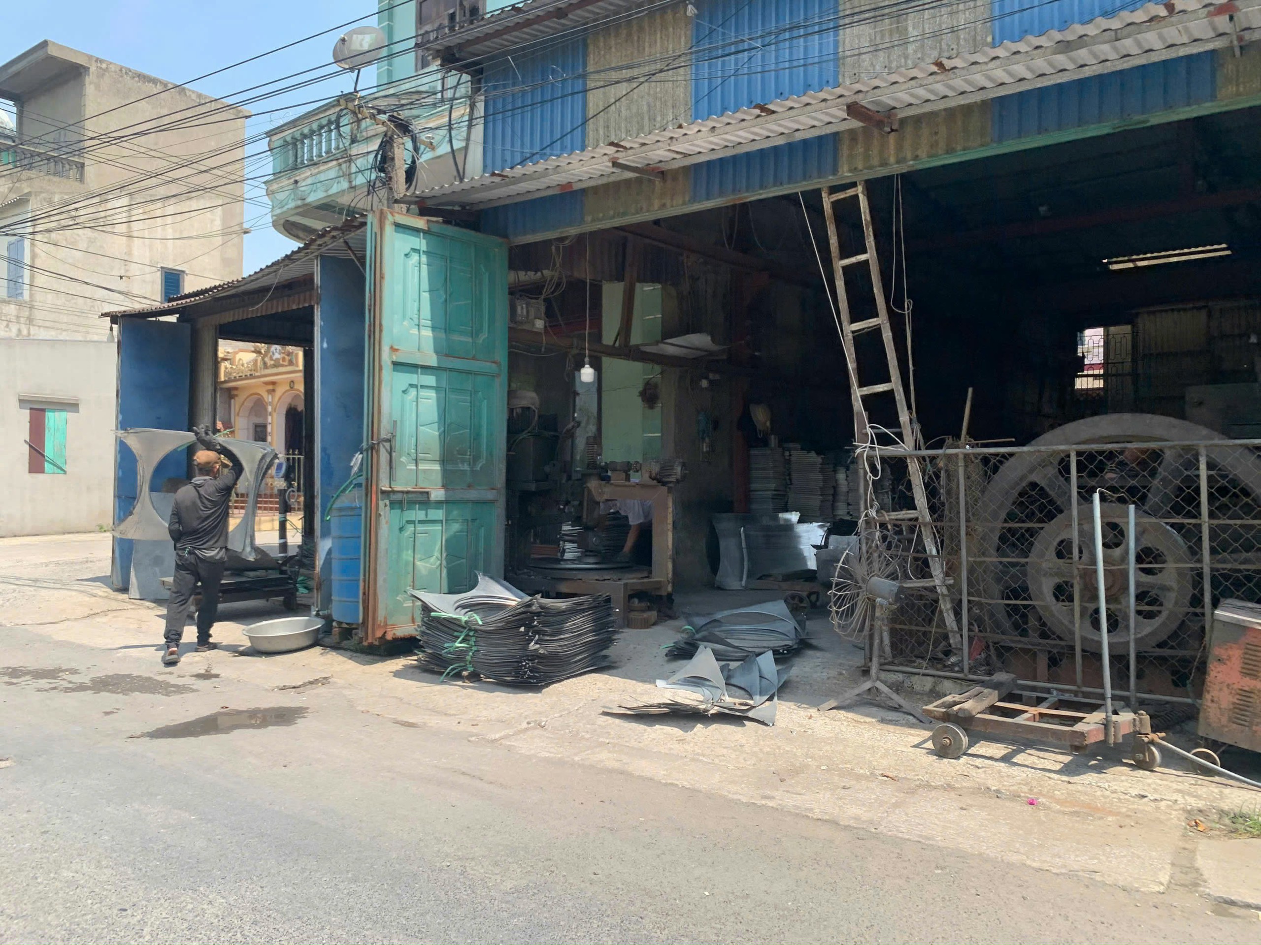 Lo ngại về sức khỏe người dân ở làng tái chế nhôm nổi tiếng tại Nam Định - Ảnh 7.