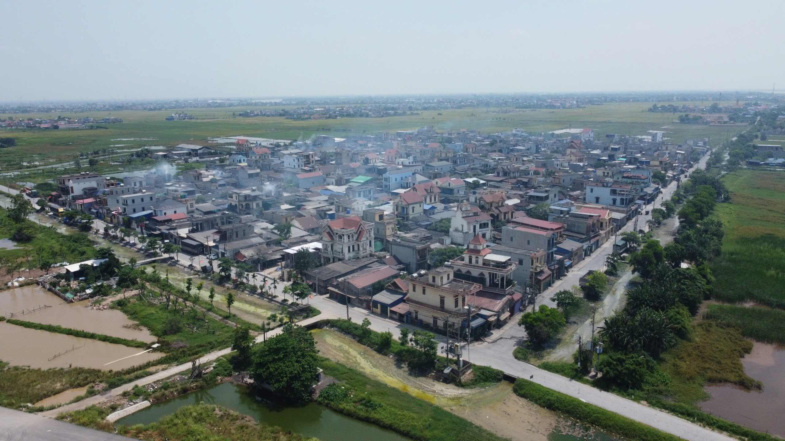 Lo ngại về sức khỏe người dân ở làng tái chế nhôm nổi tiếng tại Nam Định - Ảnh 1.