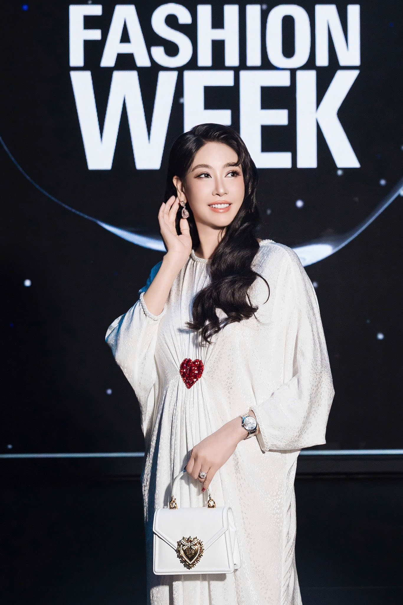 Hà Kiều Anh - hoa hậu trẻ nhất lịch sử Việt Nam, hiện tại ở tuổi U50 nhan sắc vẫn quá 'hack' tuổi- Ảnh 9.