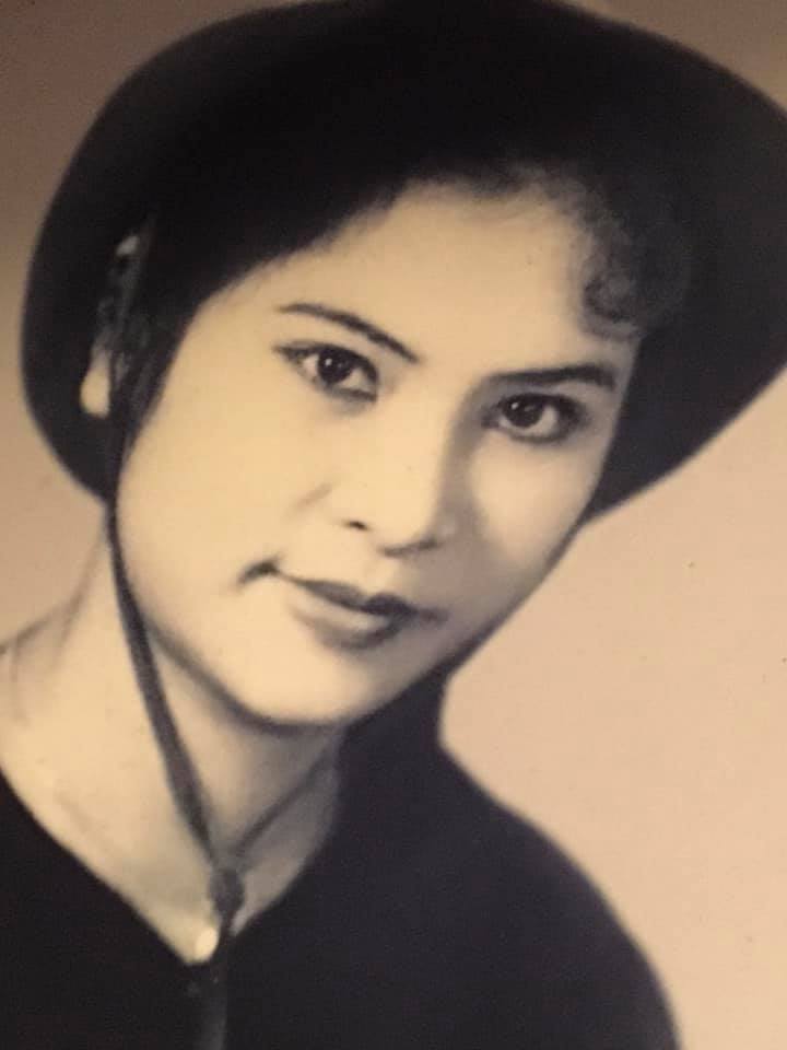 Mẹ ruột một nữ NSND làng nhạc: Thời trẻ nức tiếng tài sắc, U90 vẫn trẻ đẹp kinh ngạc- Ảnh 2.