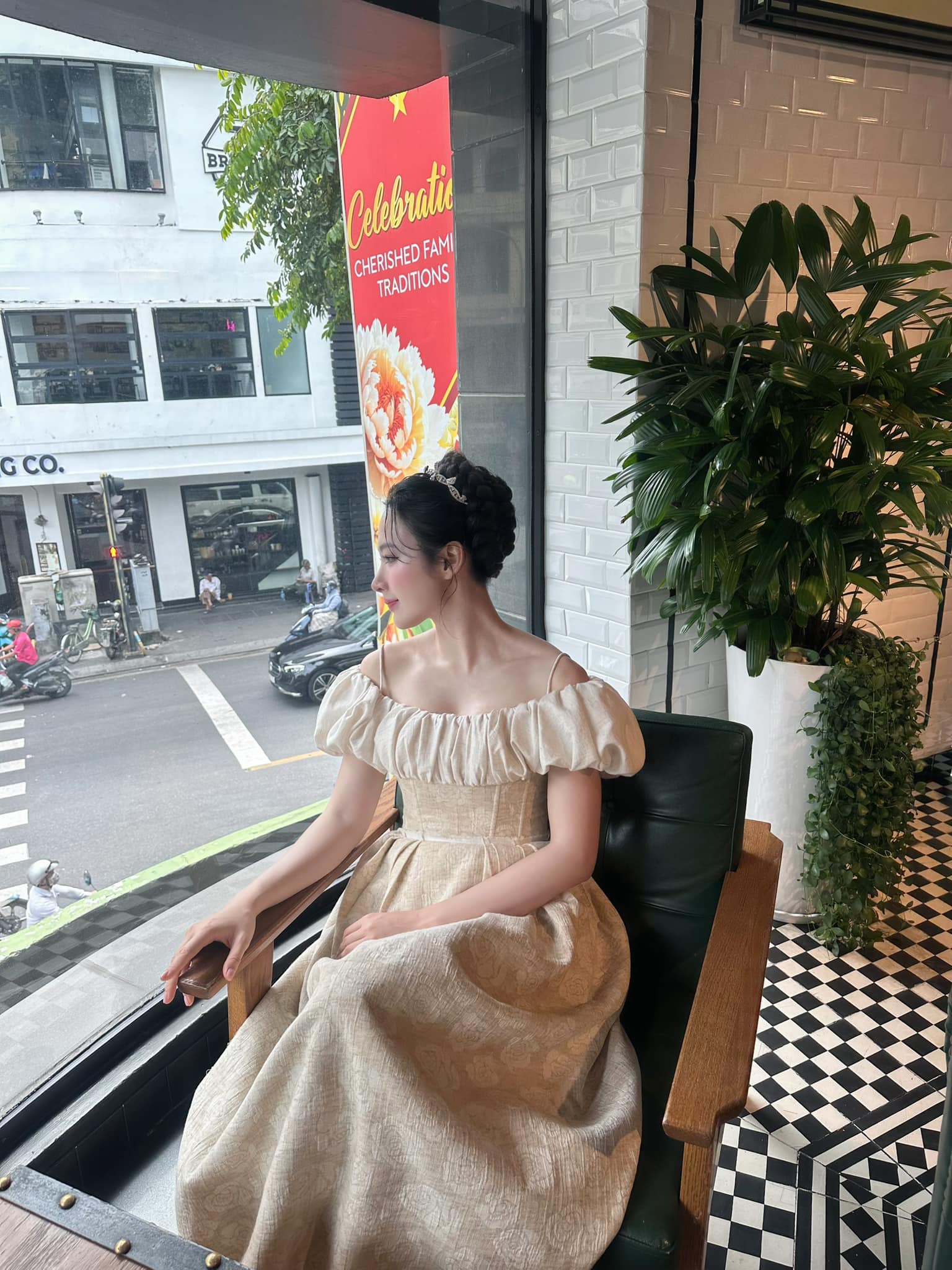 Đời thực nhiều tò mò của Angela Phương Trinh sau loạt hình ảnh khoe cơ bắp nam tính- Ảnh 8. Đời thực nhiều tò mò của Angela Phương Trinh sau loạt hình ảnh khoe cơ bắp nam tính- Ảnh 8.