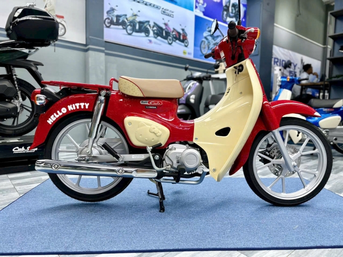 Xe số 110cc Honda Super Cub đẹp cổ điển có ABS, xịn hơn Future về Việt Nam có giá ra sao khiến dân tình xôn xao?- Ảnh 4. Xe số 110cc Honda Super Cub đẹp cổ điển có ABS, xịn hơn Future về Việt Nam có giá ra sao khiến dân tình xôn xao?- Ảnh 4.