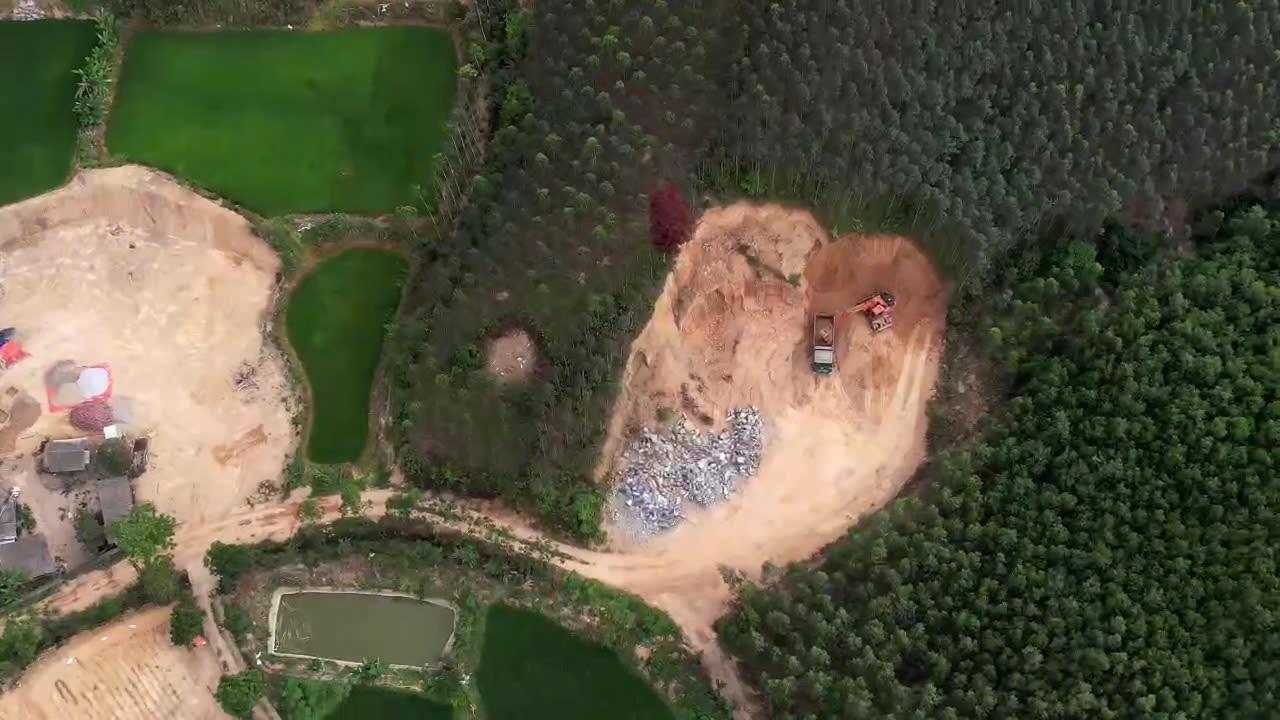 Toàn cảnh dự án cụm công nghiệp Quảng Chu ở Bắc Kạn thi công kiểu 'tiền trảm hậu tấu'- Ảnh 3.