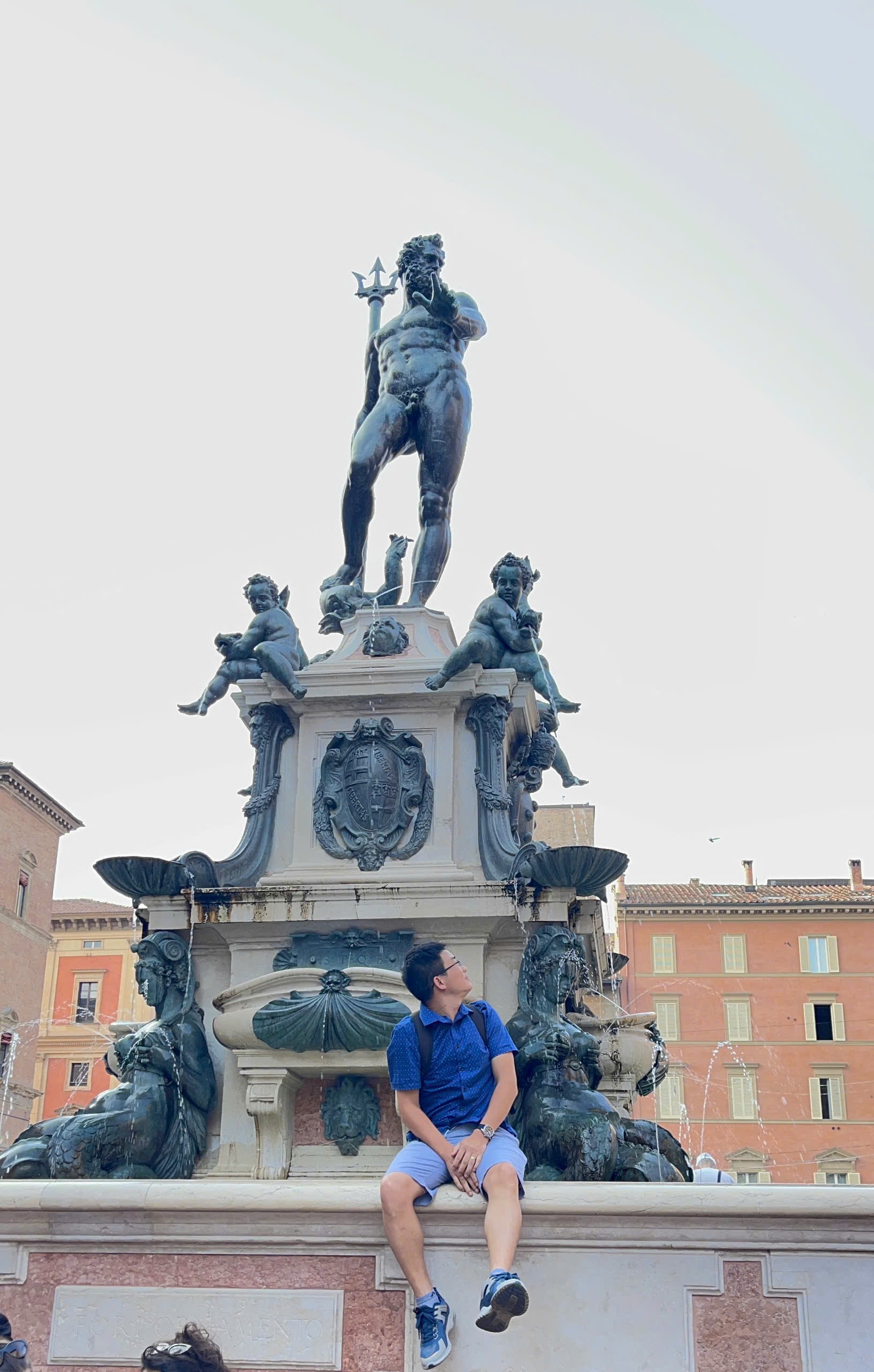 Bologna – Thành phố mái vòm cổ kính, nơi ẩm thực và tri thức hòa quyện giữa lòng nước Ý - Ảnh 8. Bologna – Thành phố mái vòm cổ kính, nơi ẩm thực và tri thức hòa quyện giữa lòng nước Ý - Ảnh 8.