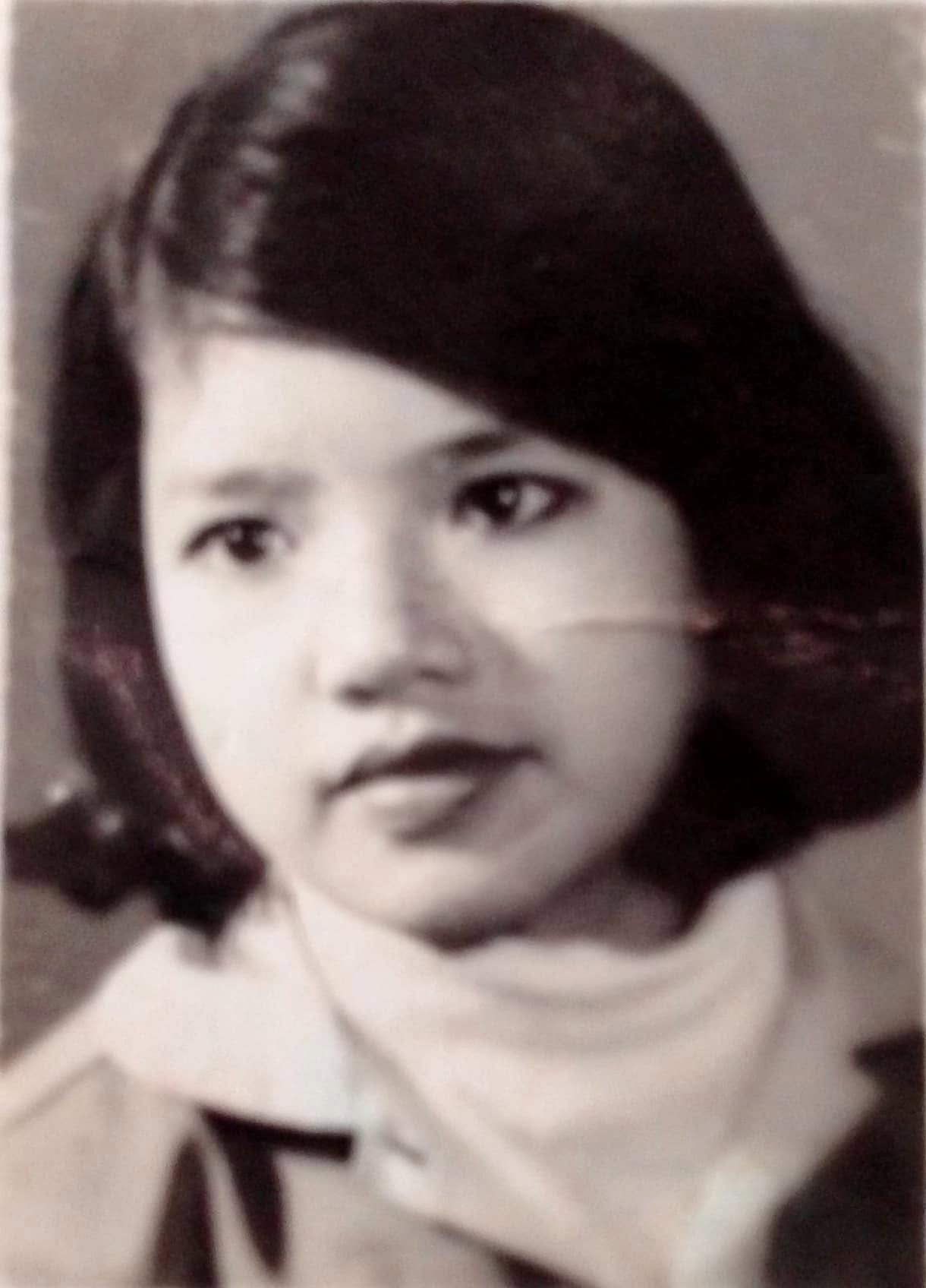 Đã lên chức bà nội của 2 cháu nhưng nữ NSND này vẫn giữ sắc vóc 'hack tuổi' đáng kinh ngạc - Ảnh 3.