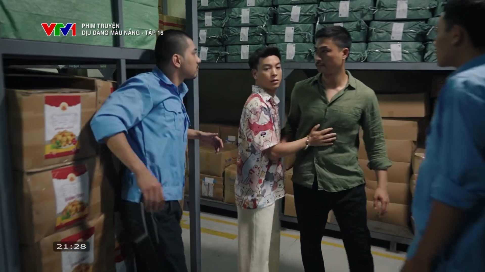 'Dịu dàng màu nắng' tập mới nhất: Bắc bị cài bẫy 'ăn tiền bẩn', Phong tiếp tục bị chơi xấu- Ảnh 3. 'Dịu dàng màu nắng' tập mới nhất: Bắc bị cài bẫy 'ăn tiền bẩn', Phong tiếp tục bị chơi xấu- Ảnh 3.