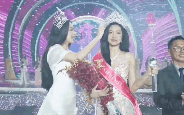 11111-1751041554786860326113-15-0-404-622-crop-17510416218051590015276.gif