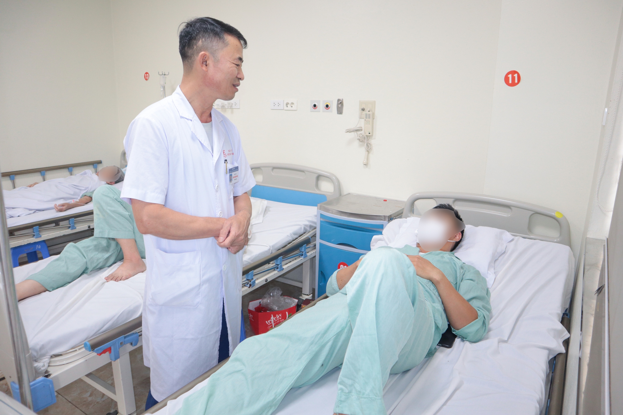 Người đàn ông 43 tuổi tai nạn do làm điều này khi điều khiển fly-cram phun thuốc trừ sâu - Ảnh 1. Người đàn ông 43 tuổi tai nạn do làm điều này khi điều khiển fly-cram phun thuốc trừ sâu - Ảnh 1.
