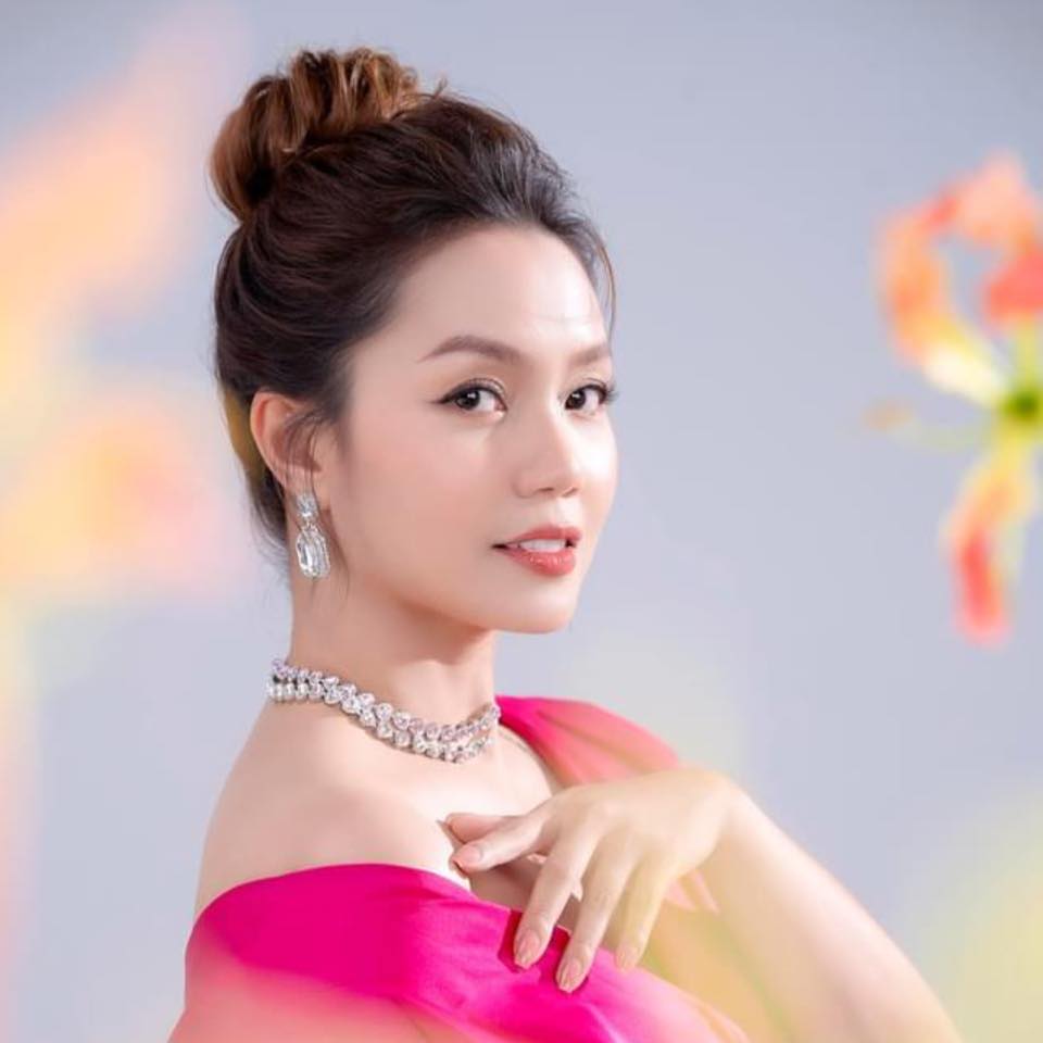 Lộ diện Hội đồng chuyên môn chấm điểm chung kết Điểm hẹn tài năng - Ảnh 4.