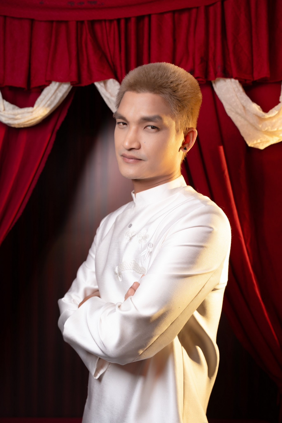 Mạc Văn Khoa: "Tôi không phải đại gia bún đậu như lời đồn" - Ảnh 3. Mạc Văn Khoa: "Tôi không phải đại gia bún đậu như lời đồn" - Ảnh 3.