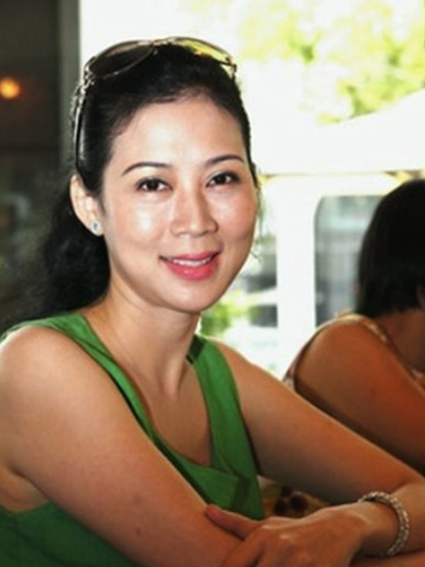 'Đệ nhất mỹ nhân màn ảnh' từng gắn bó một thời với Lý Hùng giờ nhan sắc thay đổi ra sao? - Ảnh 7. 'Đệ nhất mỹ nhân màn ảnh' từng gắn bó một thời với Lý Hùng giờ nhan sắc thay đổi ra sao? - Ảnh 7.