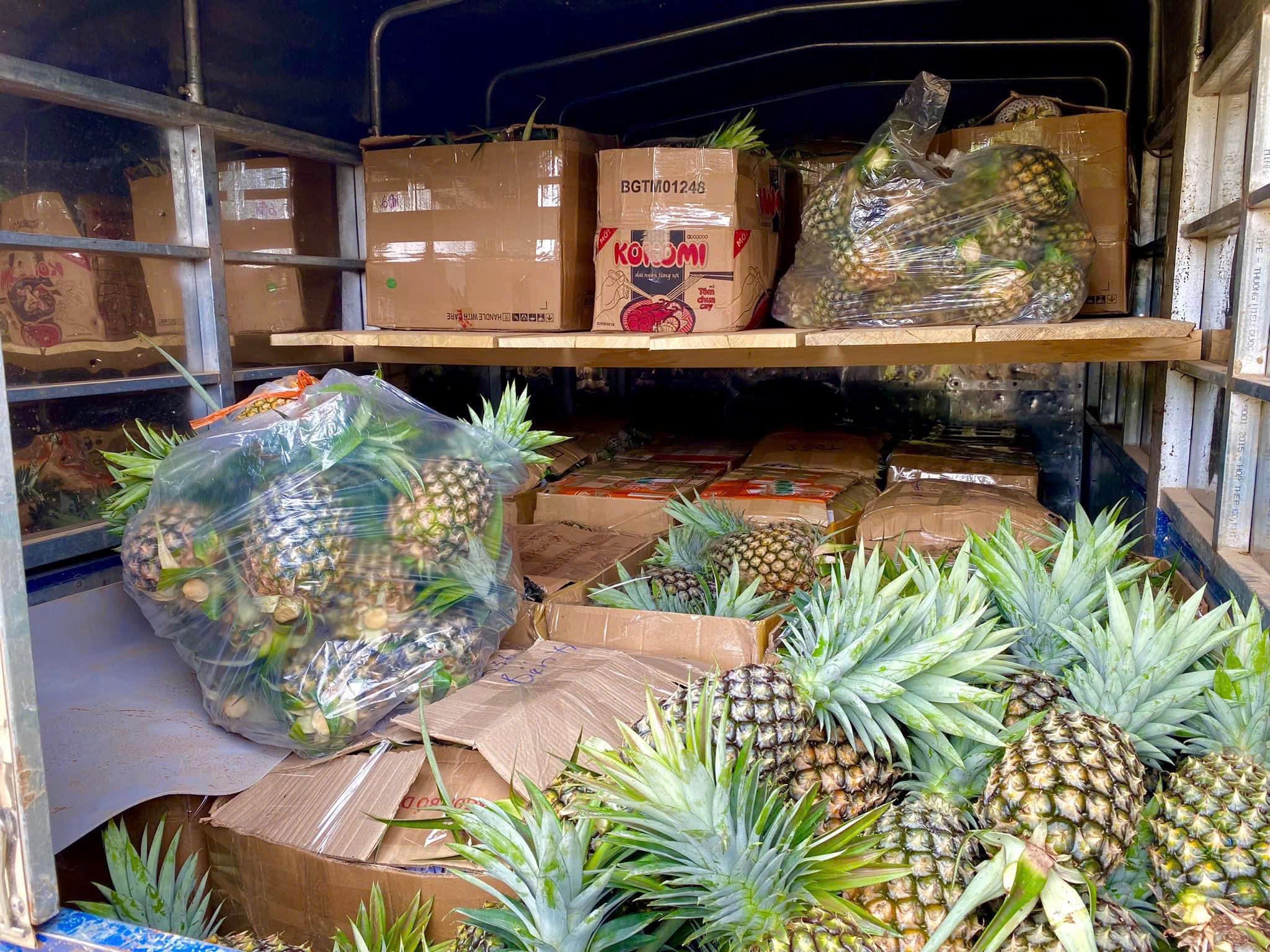 Xuất hiện loại dứa lạ trên thị trường, thơm ngon như mật được chị em đua nhau săn đón- Ảnh 5.