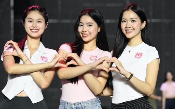 hoa-hau-viet-nam-7-17510229639671782141964-0-0-375-600-crop-175102297150890799864.jpg