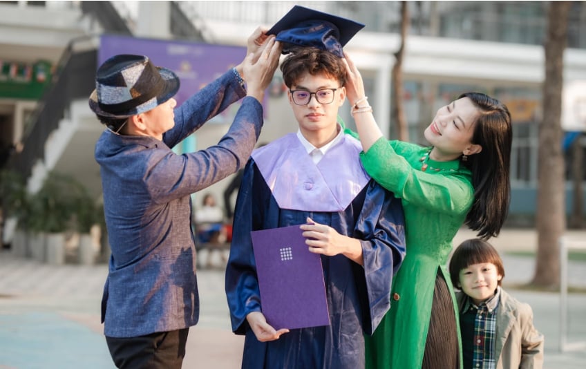 Con trai NSND Xuân Bắc hào hứng khoe kết quả thi tốt nghiệp THPT - Ảnh 2. Con trai NSND Xuân Bắc hào hứng khoe kết quả thi tốt nghiệp THPT - Ảnh 2.