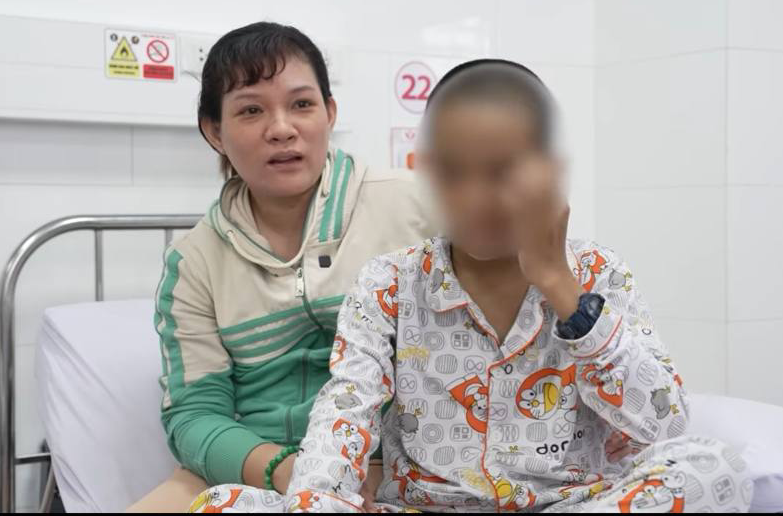 Người mẹ kể lại giây phút con trai 13 tuổi đột quỵ lúc sáng sớm - Ảnh 1. Người mẹ kể lại giây phút con trai 13 tuổi đột quỵ lúc sáng sớm - Ảnh 1.