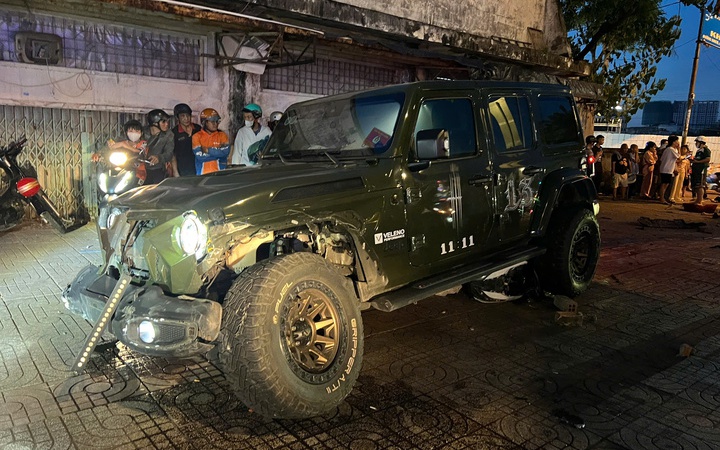jeep-2-15480278-1751069859247-1751069859433131496977-57-0-507-720-crop-17510698755731885399576.jpg