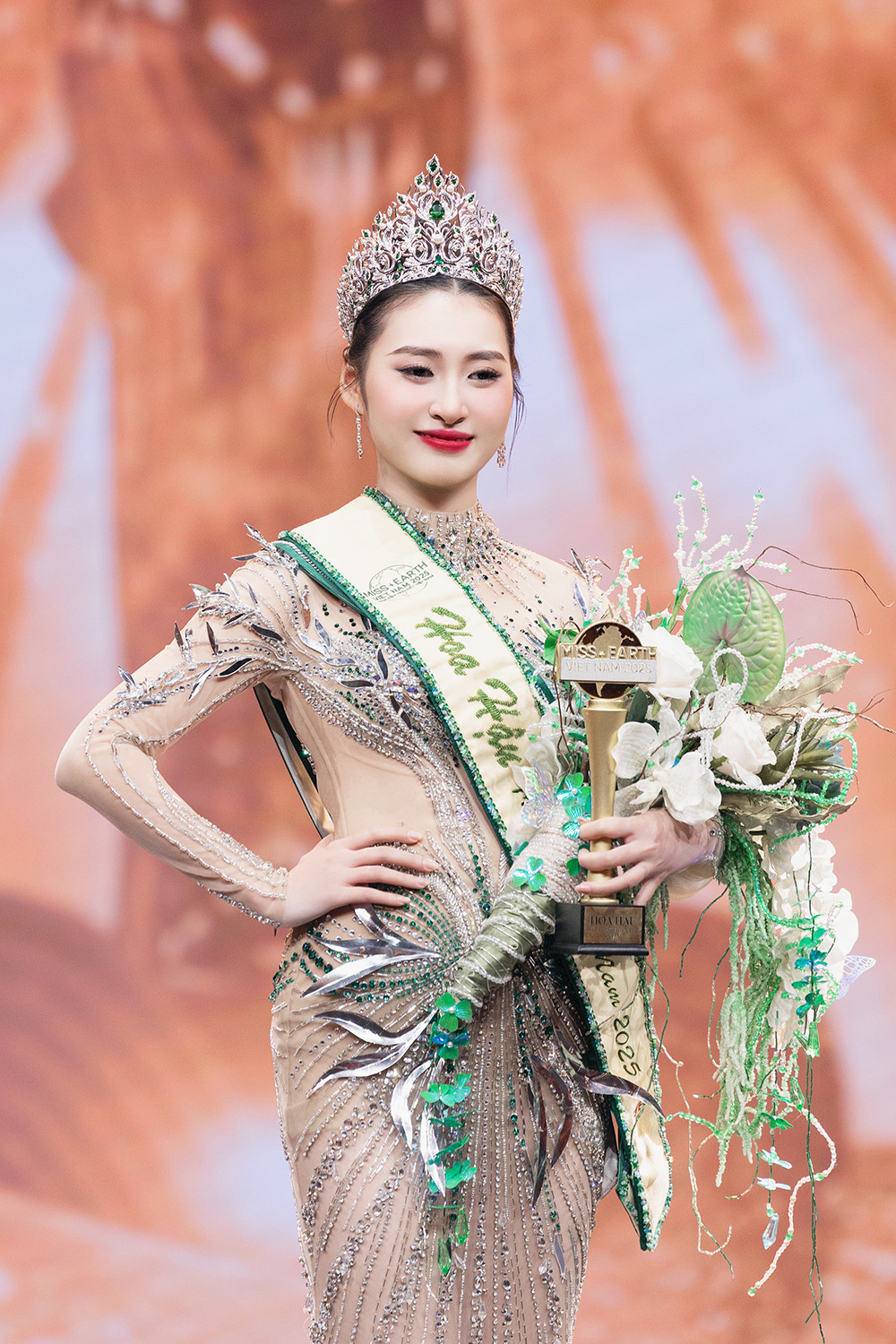 0126miss-earth-2025-foto-kiengcan-2361-1751159874910-17511598765391621533041.jpg