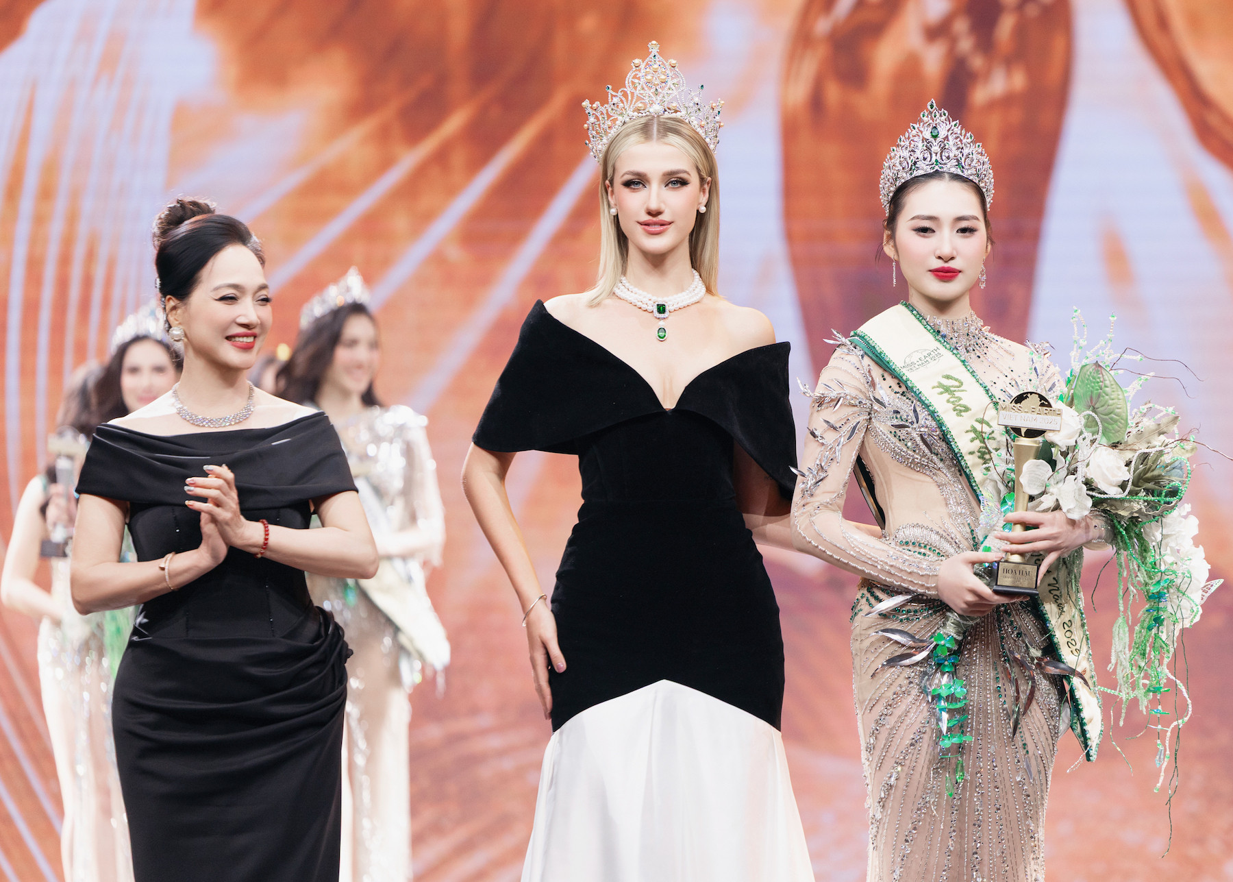 0130miss-earth-2025-foto-kiengcan-3461-1751159886583-1751159887612525231268.jpeg