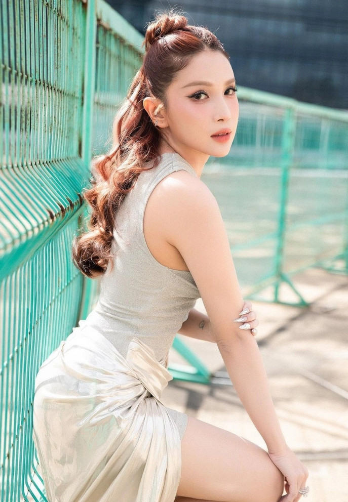 Nghệ sĩ quê Cần Thơ: Nam NSND có người yêu kém 36 tuổi, người giàu 'nứt đố đổ vách' - Ảnh 3. Nghệ sĩ quê Cần Thơ: Nam NSND có người yêu kém 36 tuổi, người giàu 'nứt đố đổ vách' - Ảnh 3.