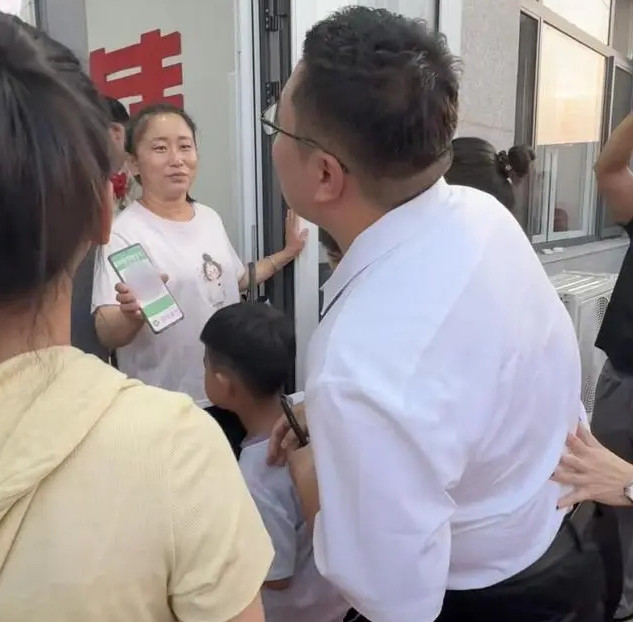 Bị ép chuyển tiền mới được đón dâu, phản ứng của chú rể khiến nhà gái bàng hoàng - Ảnh 1. Bị ép chuyển tiền mới được đón dâu, phản ứng của chú rể khiến nhà gái bàng hoàng - Ảnh 1.