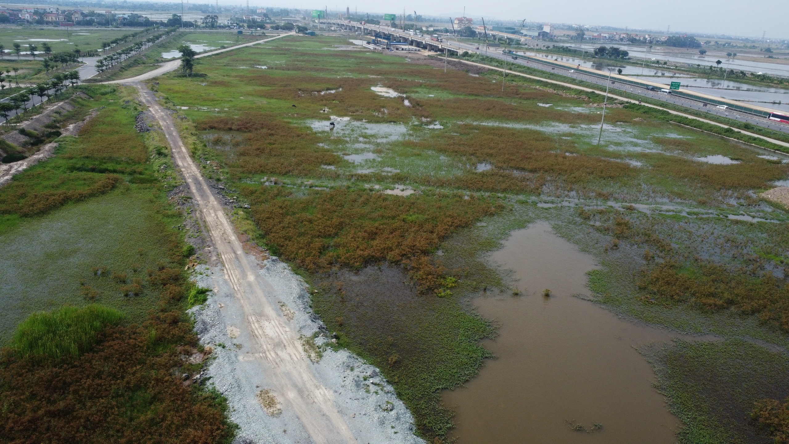 Gần 4 năm thi công, cụm công nghiệp Yên Bằng cạnh tỉnh Ninh Bình mới hiện ra sao? - Ảnh 8. Gần 4 năm thi công, cụm công nghiệp Yên Bằng cạnh tỉnh Ninh Bình mới hiện ra sao? - Ảnh 8.