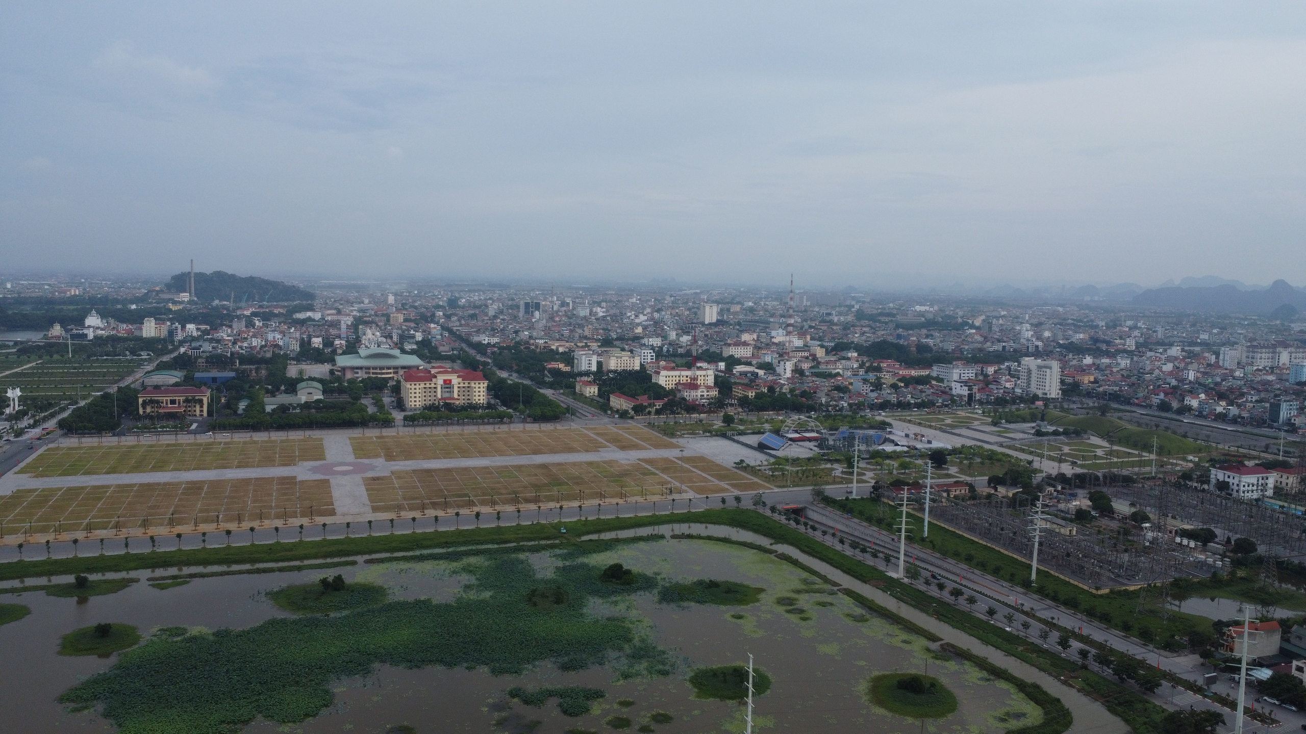 Trung tâm Hành chính tập trung 3.000 tỷ đồng của tỉnh Ninh Bình mới rộng như thế nào? - Ảnh 12.