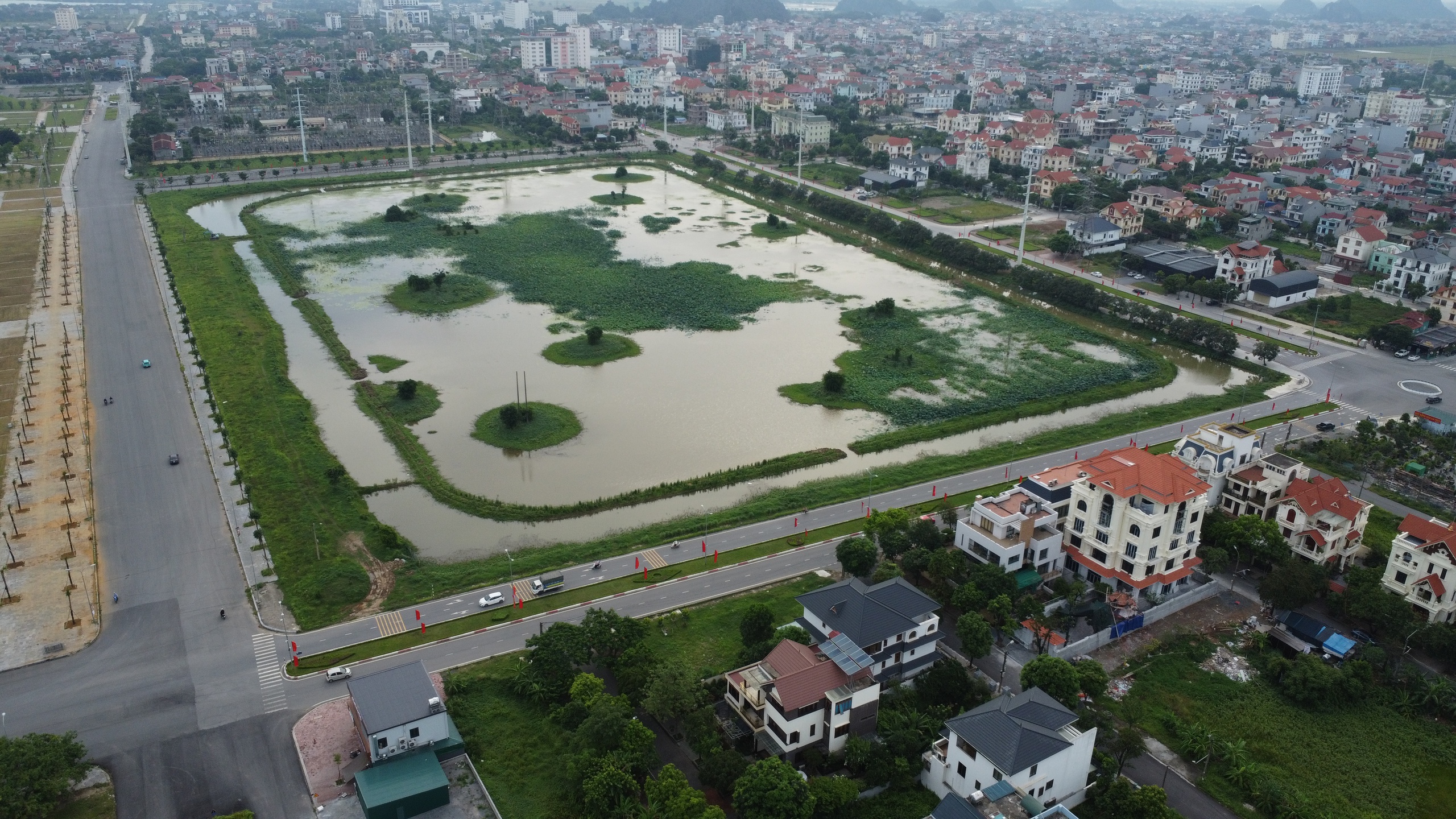 Trung tâm Hành chính tập trung 3.000 tỷ đồng của tỉnh Ninh Bình mới rộng như thế nào? - Ảnh 8.