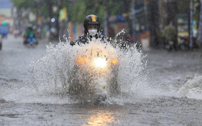 Thời tiết hôm nay: Miền Bắc mưa lớn, lượng mưa có nơi trên 500mm- Ảnh 1.