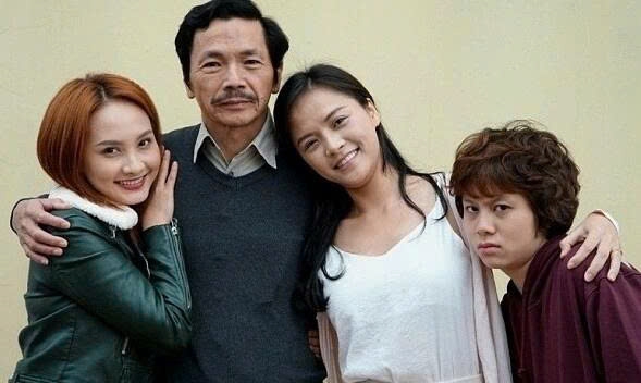 Dàn diễn viên phim "Về nhà đi con" ngày ấy - bây giờ - Ảnh 1. Dàn diễn viên phim "Về nhà đi con" ngày ấy - bây giờ - Ảnh 1.