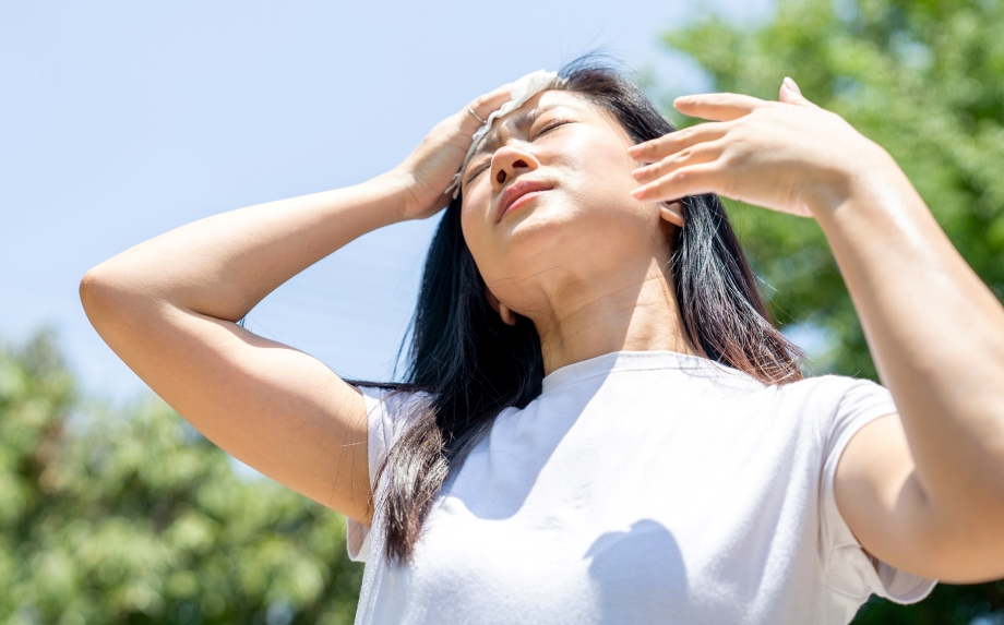 Người bệnh mạch vành cần lưu ý gì khi trời nắng nóng?- Ảnh 1. Người bệnh mạch vành cần lưu ý gì khi trời nắng nóng?- Ảnh 1.