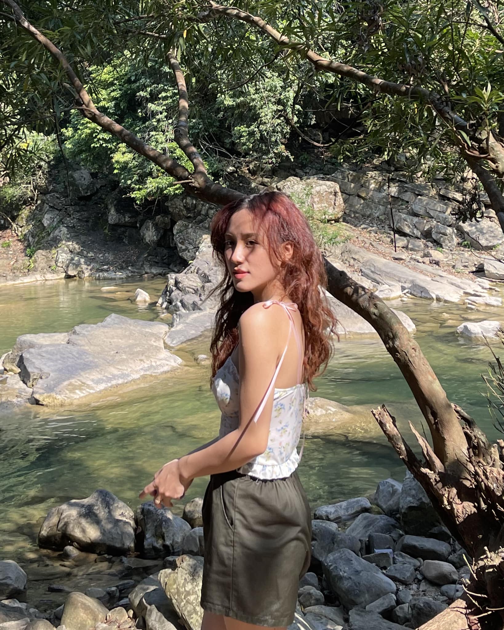 Nữ ca sĩ quê Quảng Bình vừa cover 'Chơi vơi' của Hồ Ngọc Hà trên VTV gây sốt mạng xã hội là ai?- Ảnh 9.