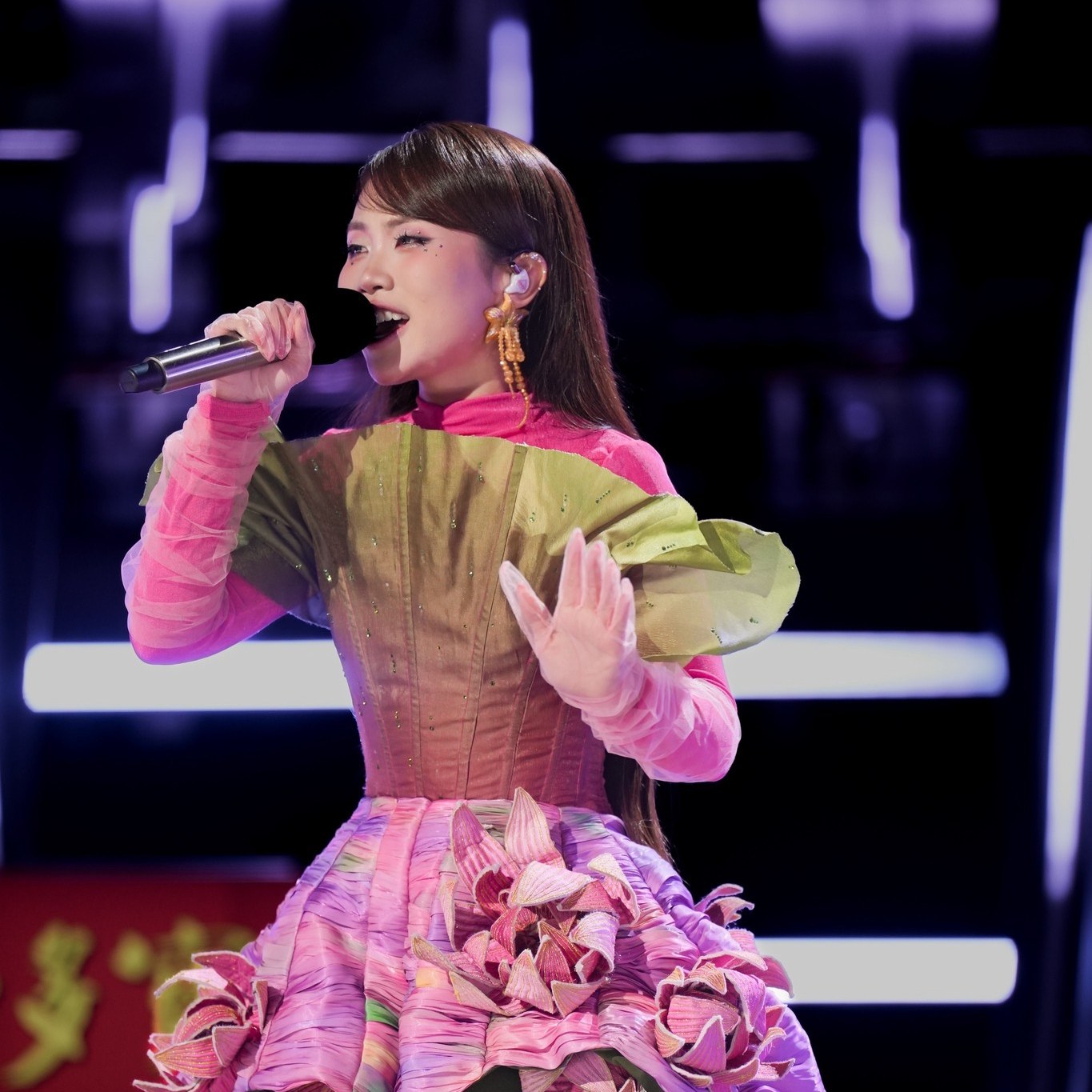 Gia thế ít biết của nữ ca sĩ Việt Nam giành chiến thắng trong 'Sing! Asia' 2025- Ảnh 3.