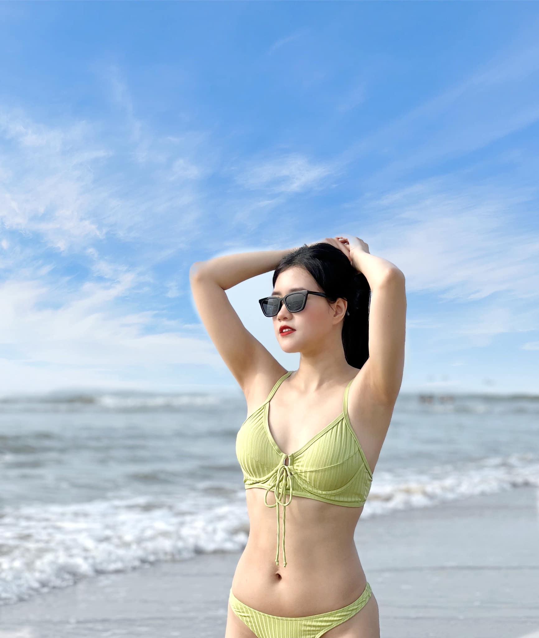 Đời thực bất ngờ của nữ diễn viên đang bị ghét nhất trong 'Dịu dàng màu nắng'- Ảnh 6.