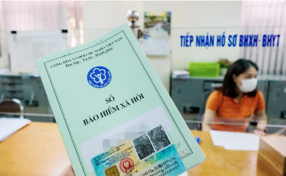 Hàng triệu người cần nắm rõ quy định về mức bảo hiểm xã hội bắt buộc phải đóng từ ngày 1/7/2025- Ảnh 2. Hàng triệu người cần nắm rõ quy định về mức bảo hiểm xã hội bắt buộc phải đóng từ ngày 1/7/2025- Ảnh 2.