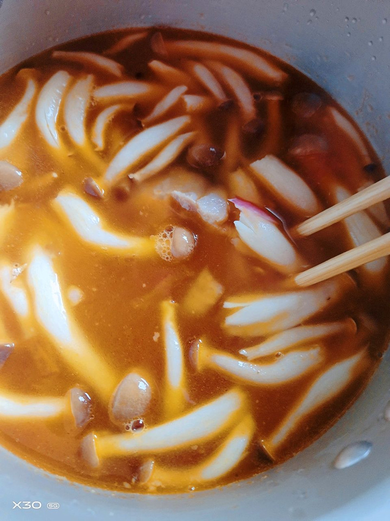 canh-duoi-bo-ca-chua-va-nam-8-17488890683582004755639-1749002986056-174900298618154300995.jpg