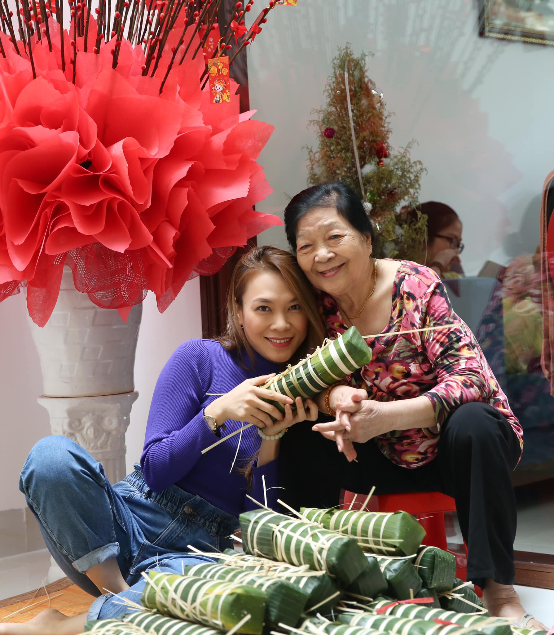 Thân thế kín tiếng của mẹ ruột Mỹ Tâm: Hoa khôi xứ Quảng một thời, tuổi xế chiều an hưởng hạnh phúc- Ảnh 7.