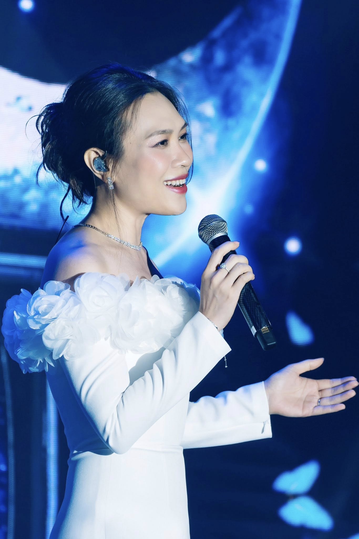 Mỹ T&acirc;m c&agrave;ng ng&agrave;y c&agrave;ng trẻ nhờ kết th&acirc;n 1 kiểu ăn, chăm uống 1 loại nước giải nhiệt, gi&agrave;u collagen của người Việt- Ảnh 5.