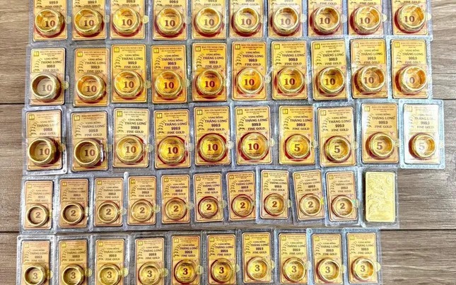 Giá vàng hôm nay 5/6: Vàng SJC, vàng nhẫn Bảo Tín Minh Châu, Doji ra sao khi giá thế giới tăng?